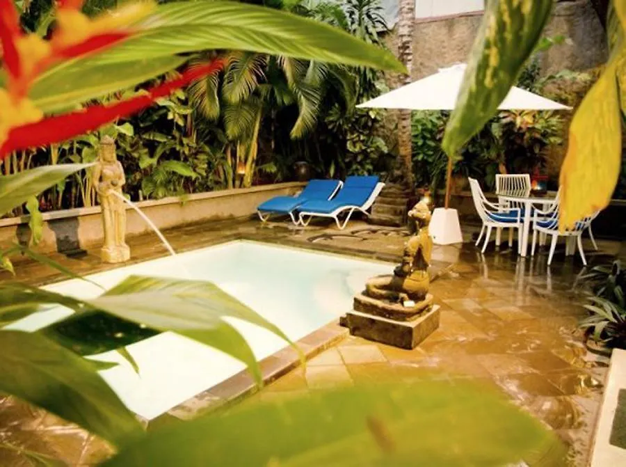 Villa Shantia Seminyak  Seminyak (Bali)